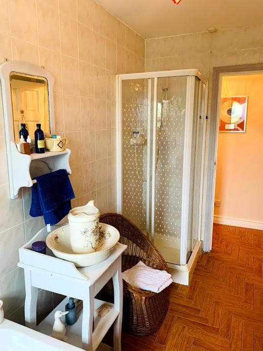 Lakeview House B&B Baylet Екстериор снимка