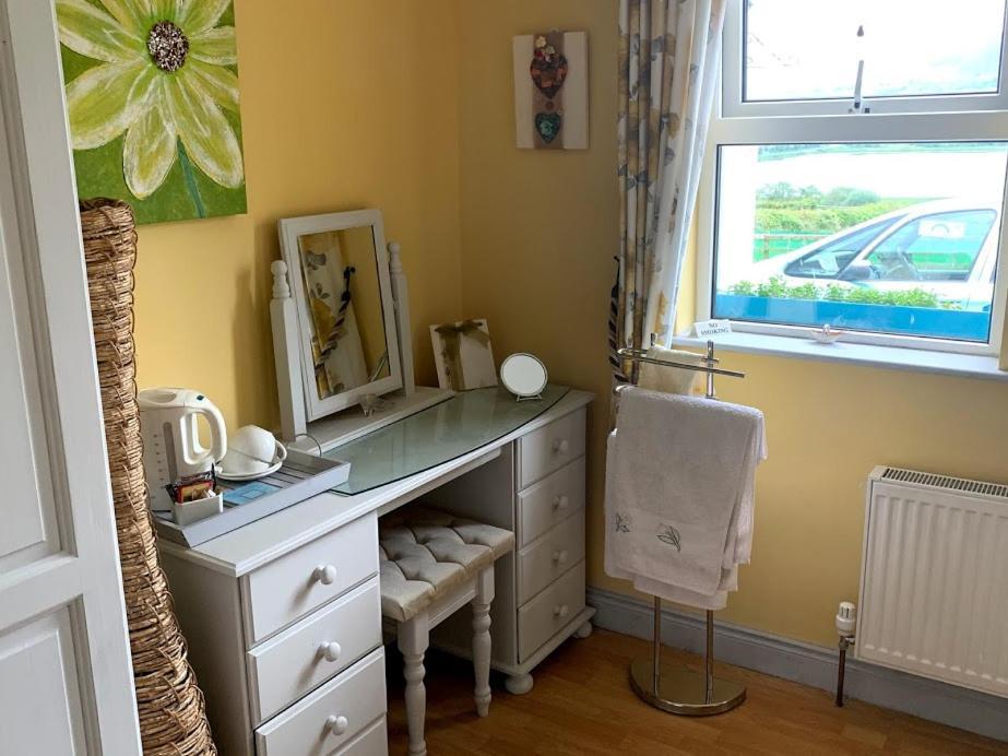 Lakeview House B&B Baylet Екстериор снимка